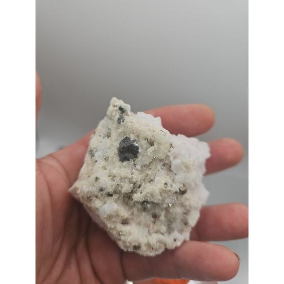 Mangano Calcite Peru 121grams - Picture 13 of 16